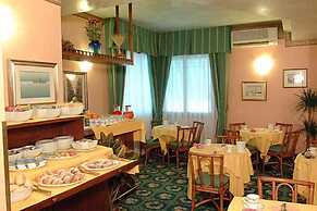 Villa Tiziana Hotel