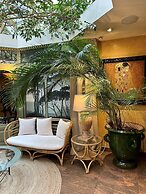 Neuilly Park Hotel