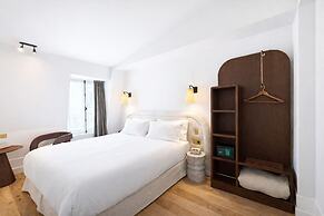 Neuilly Park Hotel