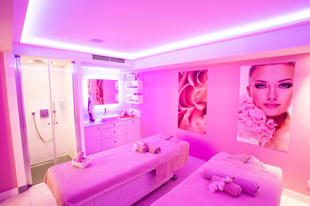 BEST WESTERN PLUS CANNES RIVIERA & SPA