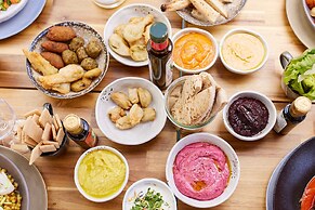 Riviera Marriott La Porte de Monaco