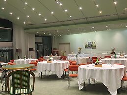 ibis Styles Evry Courcouronnes Hotel and Events