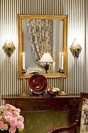 Le Dokhan’s Paris Arc de Triomphe, a Tribute Portfolio Hotel