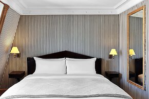 Le Dokhan’s Paris Arc de Triomphe, a Tribute Portfolio Hotel