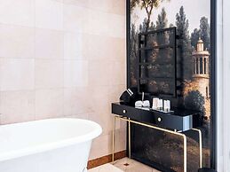 Aigle Noir Hotel Fontainebleau -  MGallery Collection