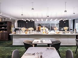 Aigle Noir Hotel Fontainebleau -  MGallery Collection