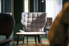 Aigle Noir Hotel Fontainebleau -  MGallery Collection