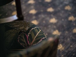 Aigle Noir Hotel Fontainebleau -  MGallery Collection