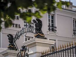 Aigle Noir Hotel Fontainebleau -  MGallery Collection