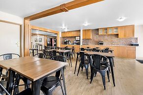 SureStay Plus Hotel by Best Western Drumheller