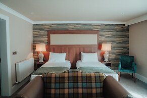 Dunadry Hotel and Gardens
