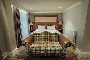 Dunadry Hotel and Gardens