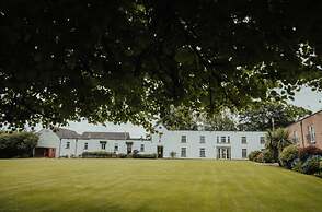 Dunadry Hotel and Gardens