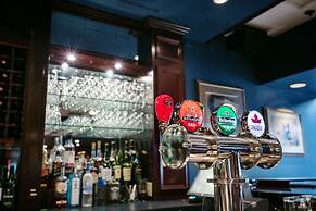 Best Western Ville-Marie Montreal Hotel & Suites