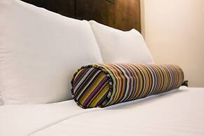 Best Western Ville-Marie Montreal Hotel & Suites