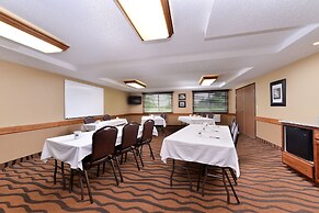 AmericInn by Wyndham St. Cloud MN I-94