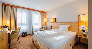 The Q - Quadro City Hotel