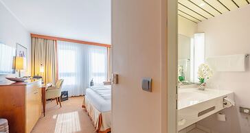 The Q - Quadro City Hotel