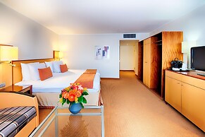 The Q Quadro City Hotel