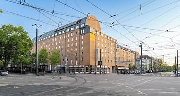 The Q - Quadro City Hotel