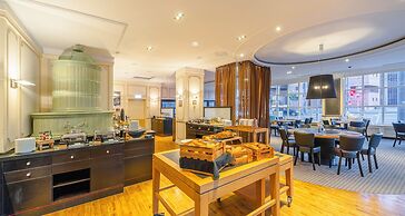 The Q - Quadro City Hotel