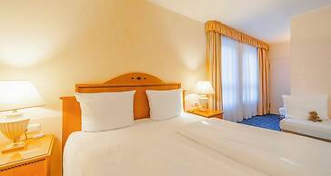 The Q - Quadro City Hotel