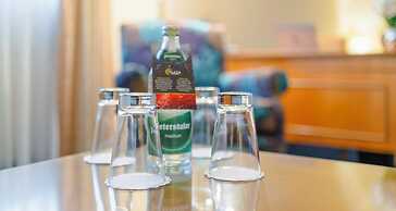 The Q - Quadro City Hotel