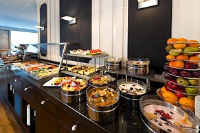 The Q - Quadro City Hotel