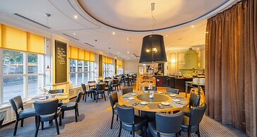 The Q - Quadro City Hotel