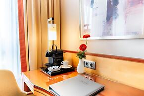 The Q - Quadro City Hotel