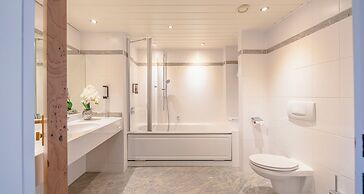 The Q - Quadro City Hotel