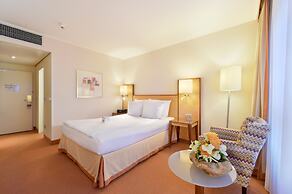 The Q Quadro City Hotel