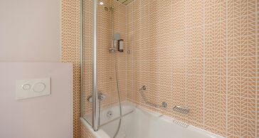 The Q - Quadro City Hotel