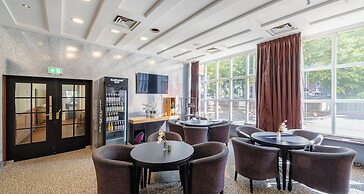 The Q - Quadro City Hotel