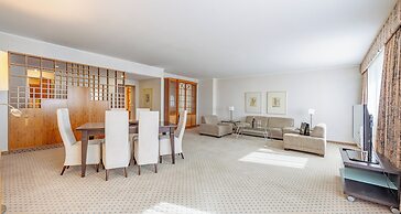 The Q - Quadro City Hotel