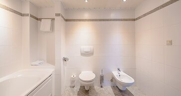 The Q - Quadro City Hotel