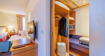 The Q - Quadro City Hotel