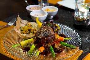 The Q - Quadro City Hotel