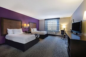 La Quinta Inn & Suites by Wyndham Erie