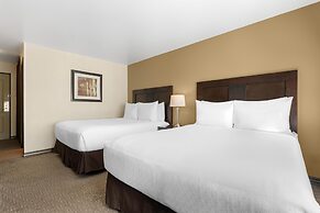 Best Western Plus Baker Street Inn