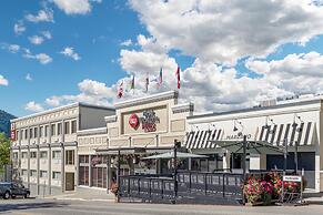 Best Western Plus Baker Street Inn