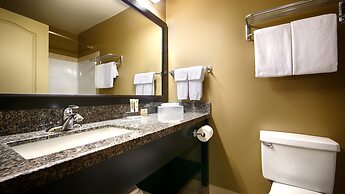 Best Western Plus Baker Street Inn