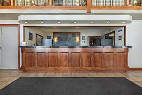 Best Western Plus Baker Street Inn