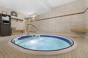 Best Western Plus Baker Street Inn