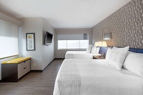 GLō Best Western Mississauga Corporate Centre