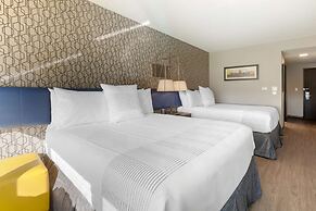 GLō Best Western Mississauga Corporate Centre