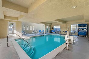 Comfort Inn Lathrop - Stockton Airport