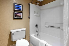 Comfort Inn Lathrop - Stockton Airport