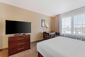 Comfort Inn Lathrop - Stockton Airport