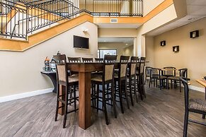 Quality Suites New Iberia